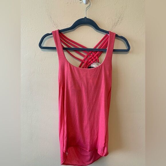 Lululemon‎ Free to be Wild Hot Pink Butterfly Tank size 6 - Picture 3 of 12